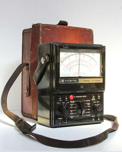 VINTAGE  BAKELITE KYORITSU K-1200P MULTIMETER WITH LEATHER CASE