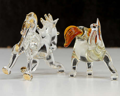 VINTAGE GLASS ORNAMENTS, DOG, HORSE, 2 HORSE DRAWN CARTS IS IT MURANO?- 1 LOT