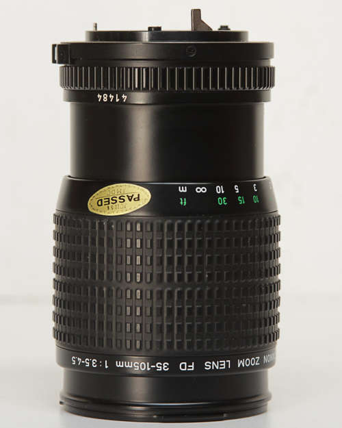 CANON ZOOM LENS FD 35 -105mm 1:3.5 - 4.5