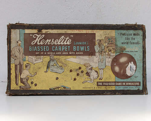 HENSELITE JUNIOR BIASSED CARPET BOWLS GAME IN MINIATURE