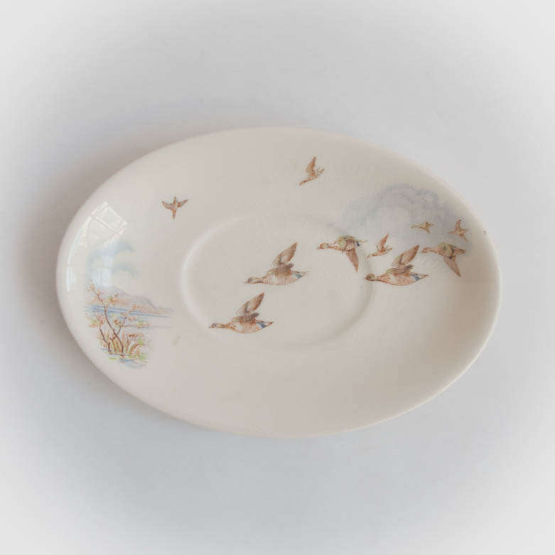 VINTAGE ALFRED MEAKIN GRAVY BOAT, ABSOLUTELY BEAUTIFUL ! ...