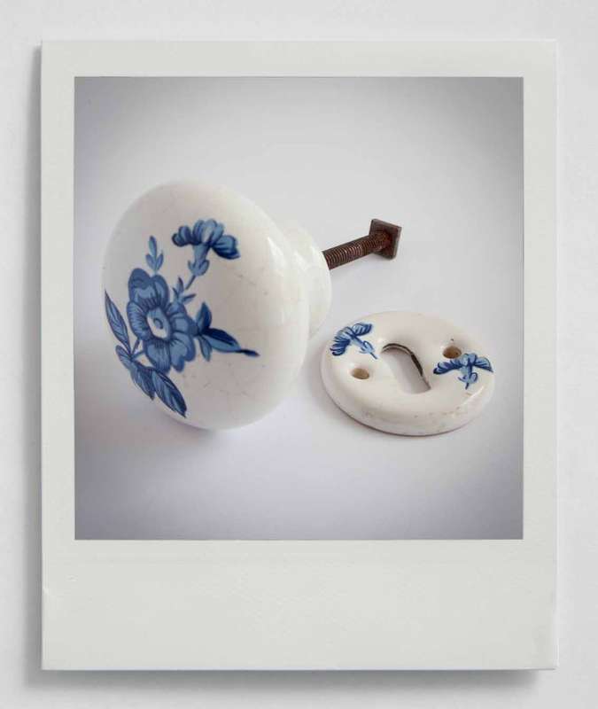 Ceramic Doorknobs x 10, Keyholes x 4