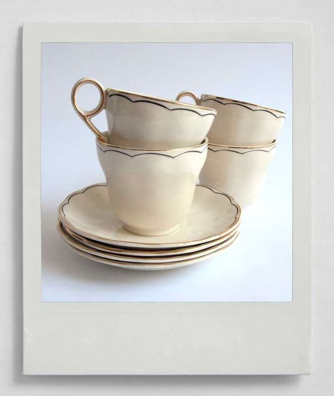 CUPS AND SAUCERS, GRINDLEY CREAMPETAL x 4