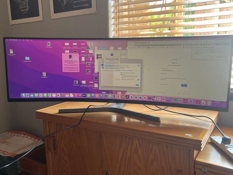 Samsung C49RG90 49` QLED 120Hz FreeSync 2 Curved Gaming Monitor