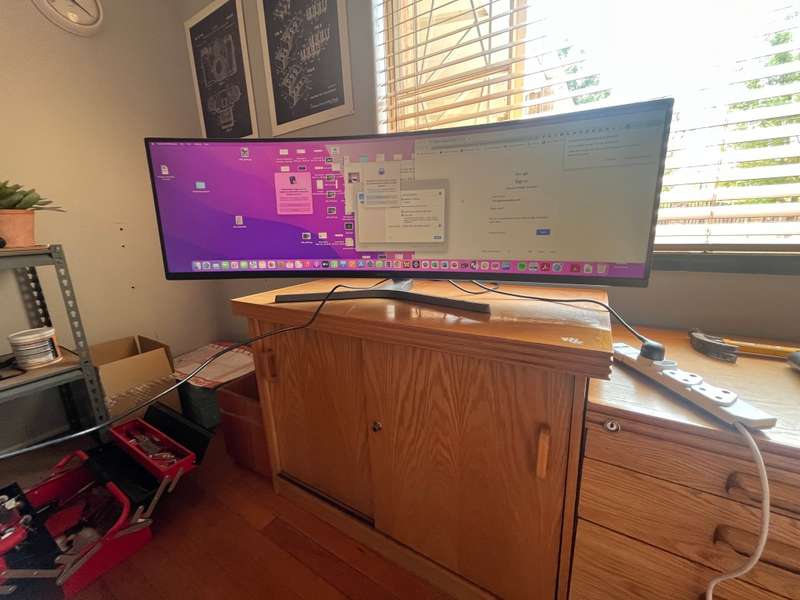 Samsung C49RG90 49` QLED 120Hz FreeSync 2 Curved Gaming Monitor