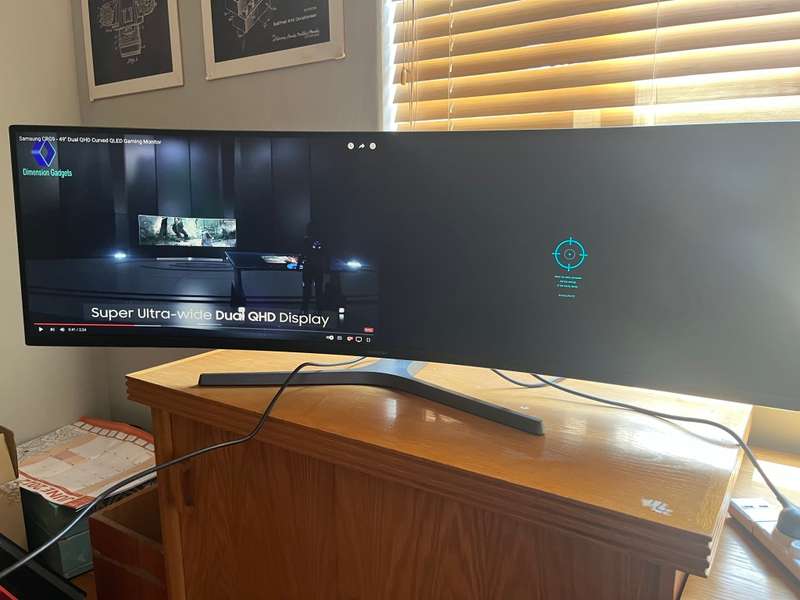 Samsung C49RG90 49` QLED 120Hz FreeSync 2 Curved Gaming Monitor