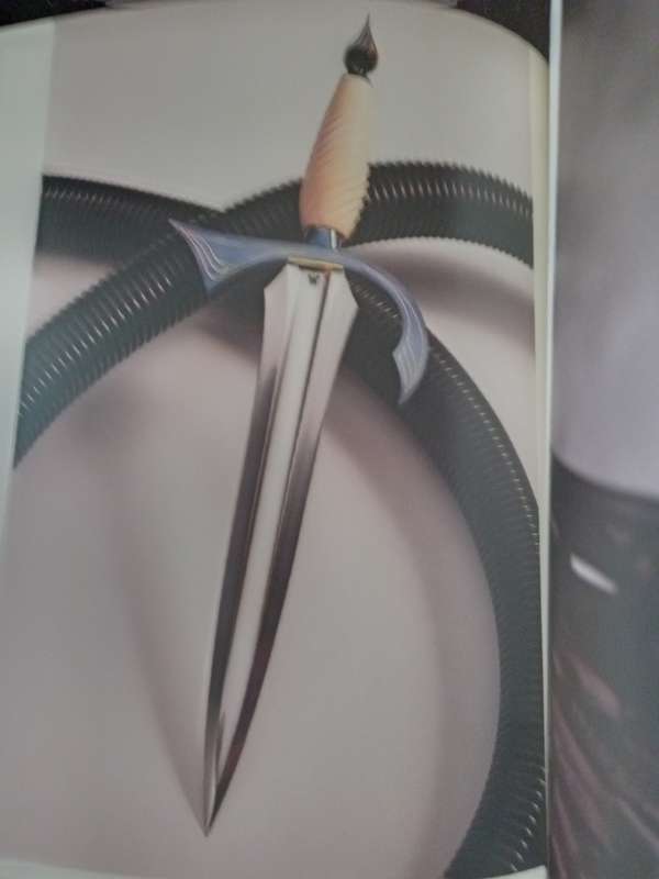 African Blade (TPS-101A)