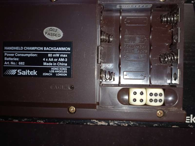 Saitek Backgammon Electronic Game (TPS-204G)