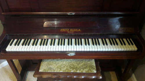 Piano vintage Fritz Kuhla upright Model P