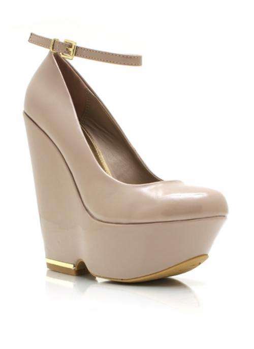 ankle strap wedges colar size 6