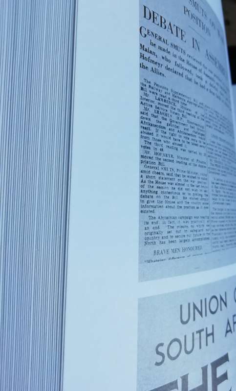 SOUTH AFRICA IN TWO WORLD WARS  - A NEWSPAPER HISTORY / VIC ALHADEFF