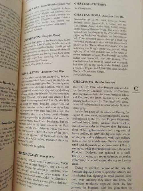 DICTIONARY OF WARS / George Bruce (Collins)
