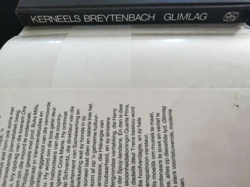 Glimlag / Kerneels Breytenbach