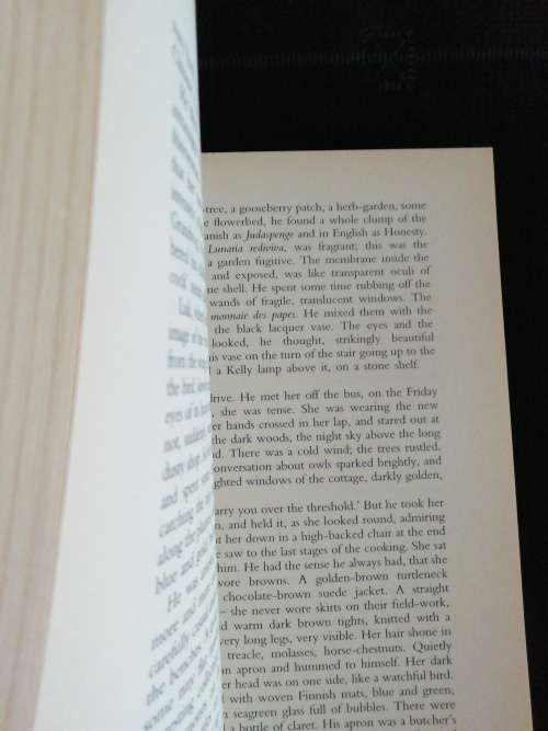 A Whistling Woman /  A.S. Byatt