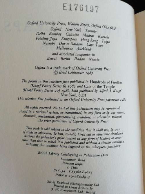 Between Leaps: Poems 1972-1985 / Brad Leithauser (Author)