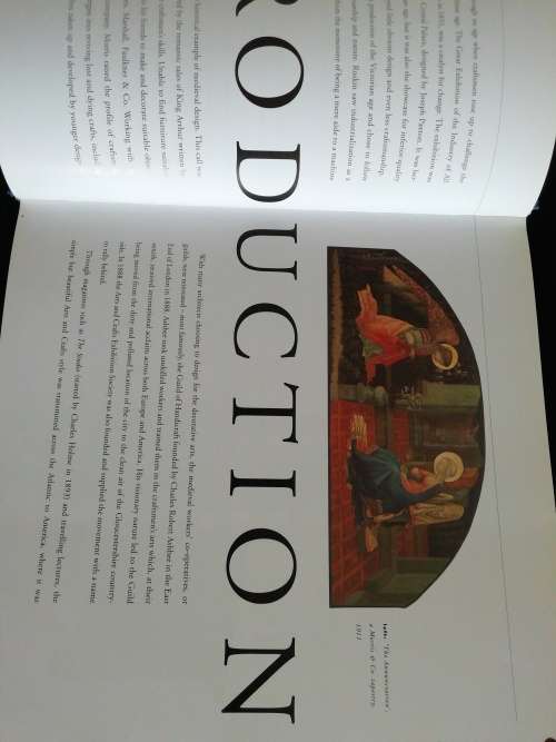 Christie`s Arts and Crafts Style / Michael Jeffery