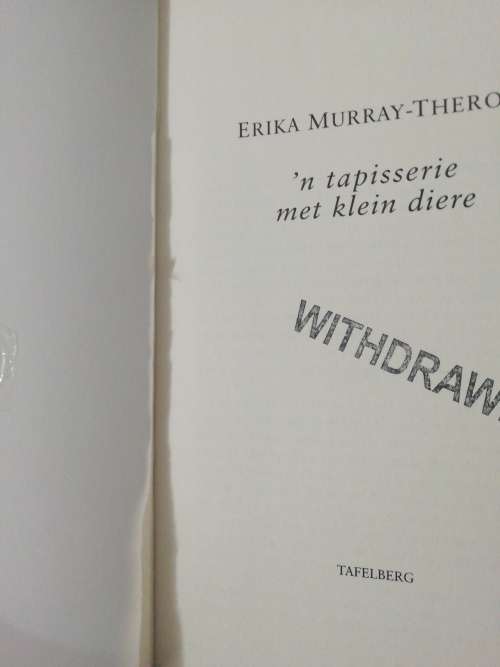 `n Tapisserie met klein diere /  Erika Murray-Theron