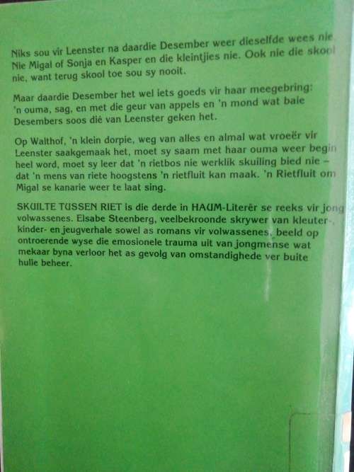 Skuilte Tussen Riet / Elsabe Steenberg