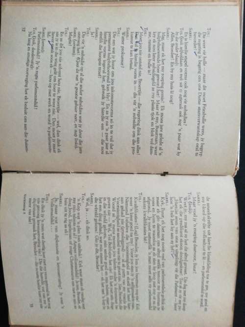 Verkiesing Sonder Politiek! :`n Ligte satire in drie bedrywe / Gerhard J. Beukes (1956)