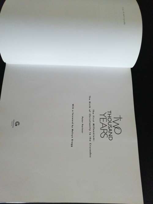 Two Thousand Years - The First Millennium: The Birth of Christianity to the Crusades /Partner, Peter