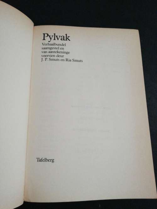 Pylvak / JP & Ria Smuts