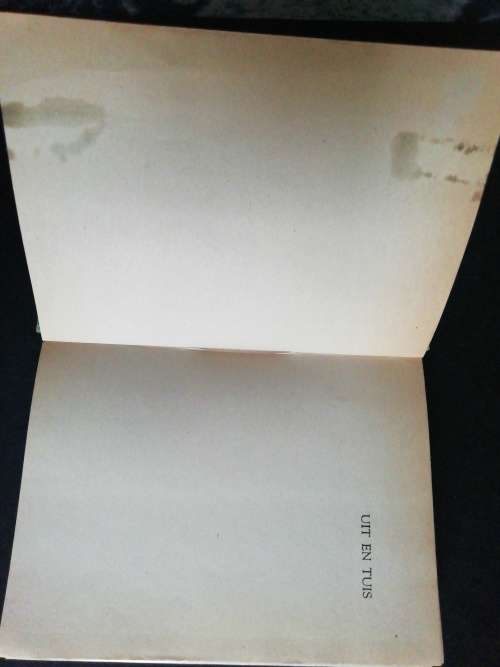 Uit en Tuis deur M.E.R.- (1946)