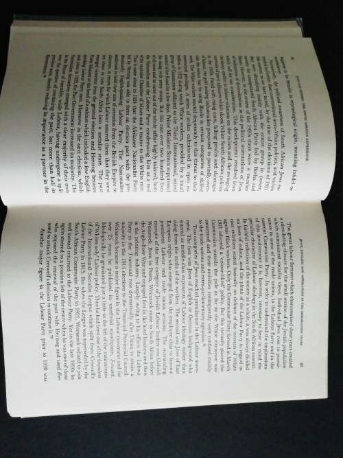 Jews and Zionism: The South African Experience  /  Gideon Shimoni