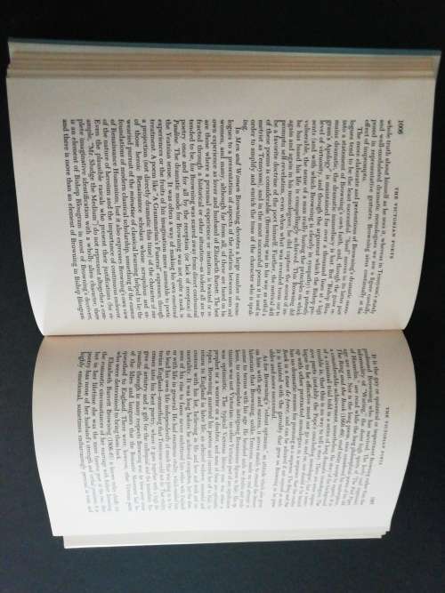 A Critical History of English Literature  /   David Daiches (Volume 4)