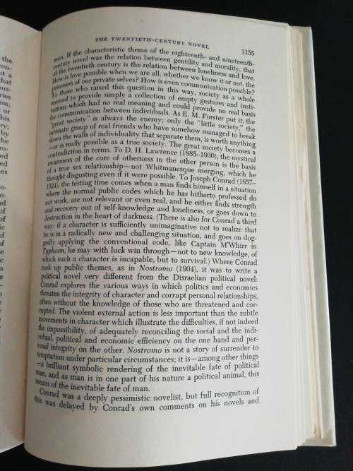 A Critical History of English Literature  /   David Daiches (Volume 4)