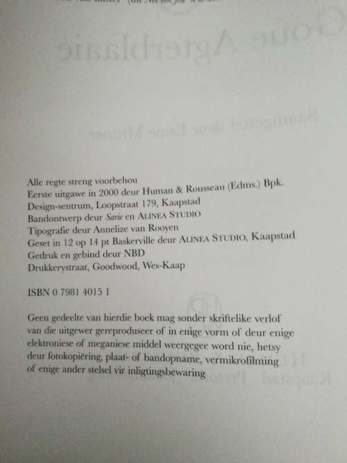 Sarie 50 -- Goue Agterblaaie  / Esme Mittner