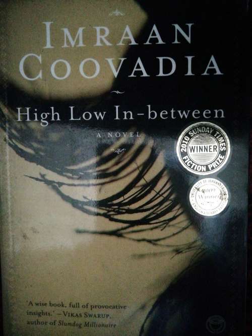 High Low In-between / Imraan Coovadia