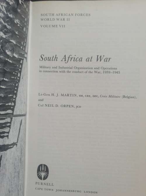 SOUTH AFRICA AT WAR / H. J. Martin & Neil Orpen