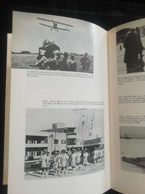 SOUTH AFRICA AT WAR / H. J. Martin & Neil Orpen