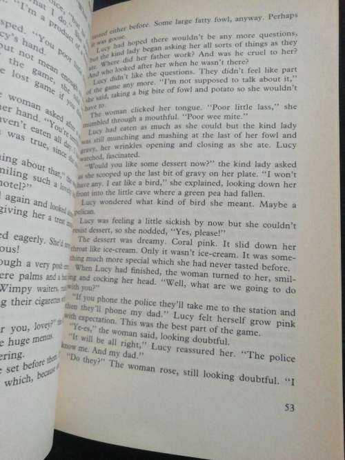 LUCY`S GAMES / Marie Thorpe