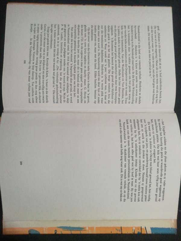 KAROO LAND VAN WEERBEGIN / LAWRENCE G. GREEN
