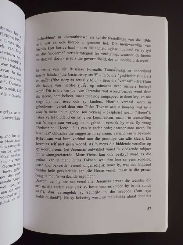Kort Vertel: Aspekte van die Afrikaanse Kortverhaal / Abraham H. de Vries