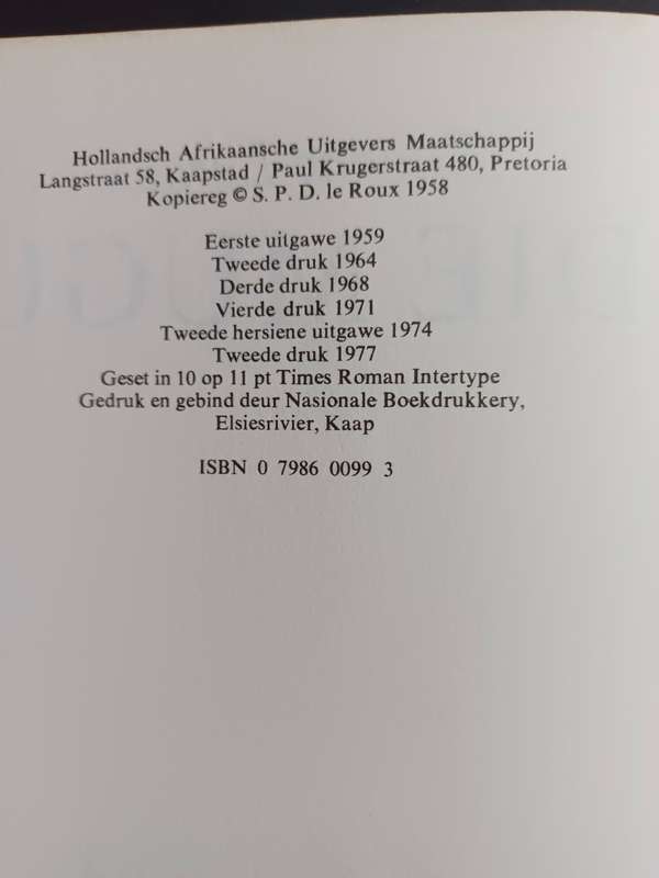 DIE MUGU / Etienne Le Roux