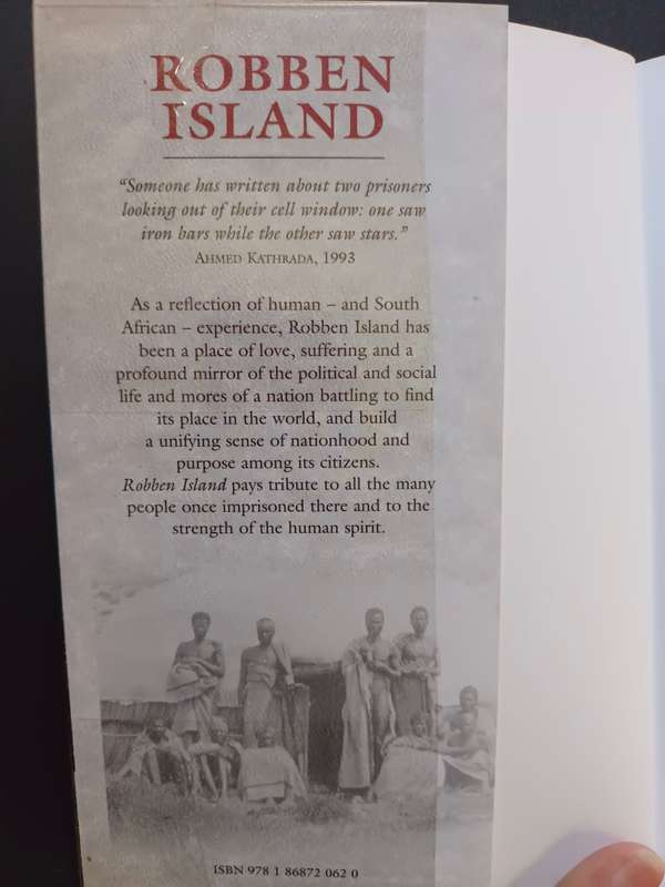 ROBBEN ISLAND / Charlene Smith