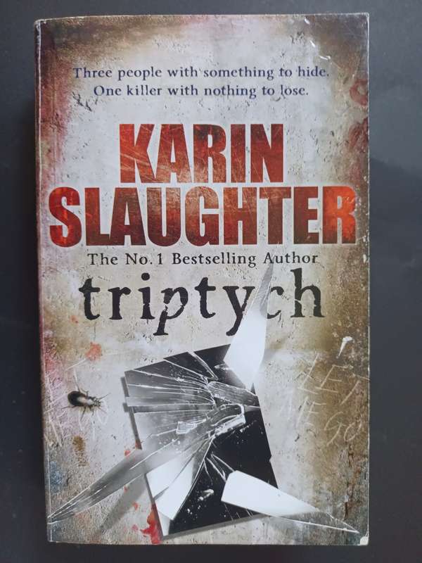 Triptych / Karin Slaughter