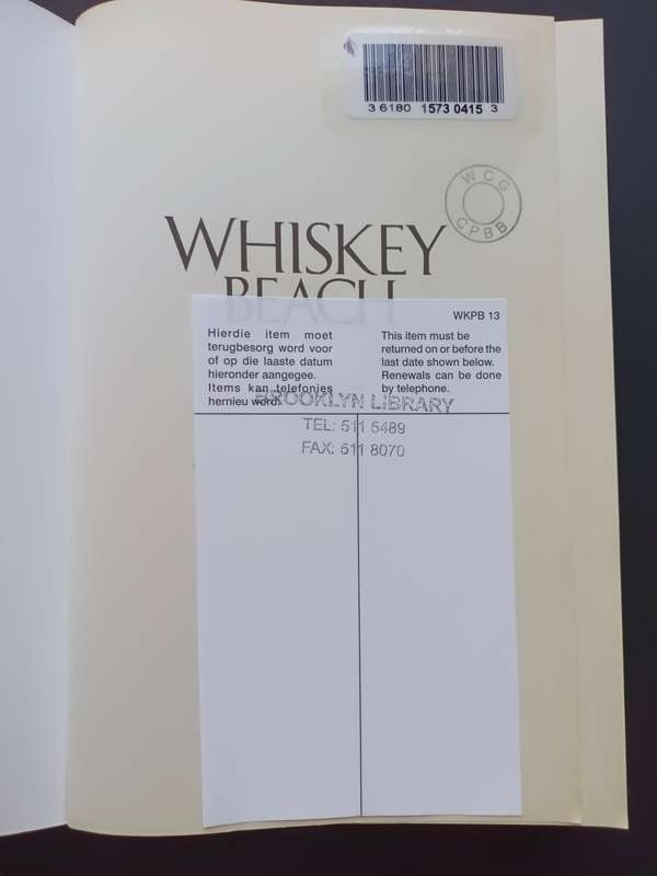 WHISKEY BEACH / NORA ROBERTS