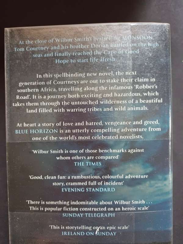 BLUE HORIZON / WILBUR SMITH