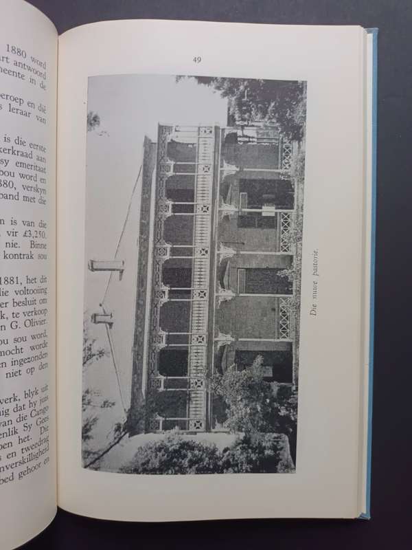 Eeufees-Gedenkboek van die Ned. Geref. Gemeente Oudtshoorn 1853-1953 : Saamgestel  M. S. Greeff