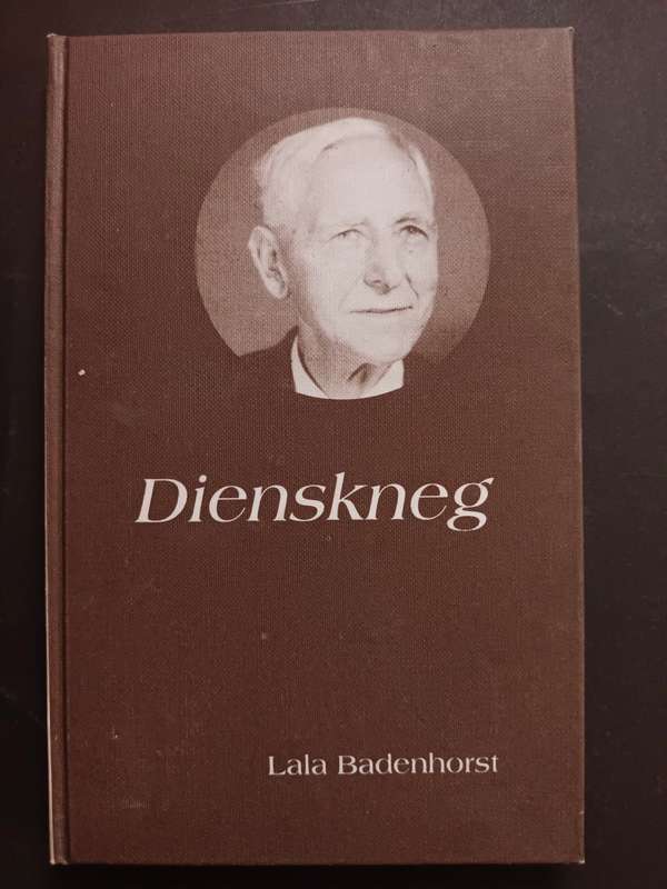 Dienskneg / Lala Badenhorst