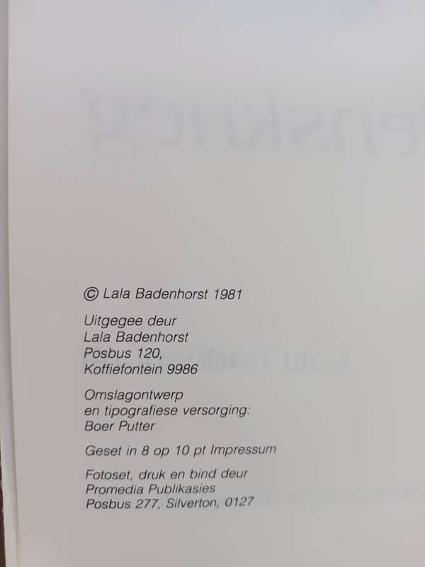 Dienskneg / Lala Badenhorst