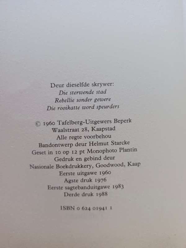 DIE VLAMMENDE STAD / Anthonie P. Roux
