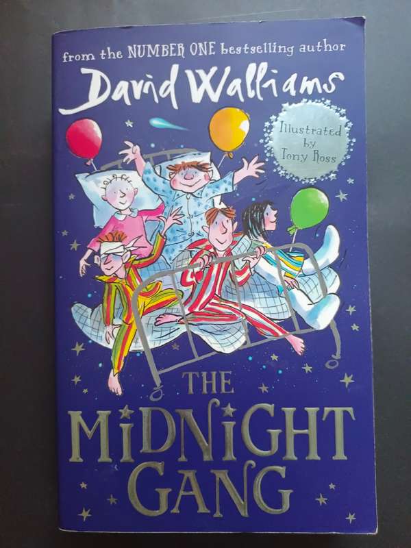 THE MIDNIGHT GANG / David Walliams