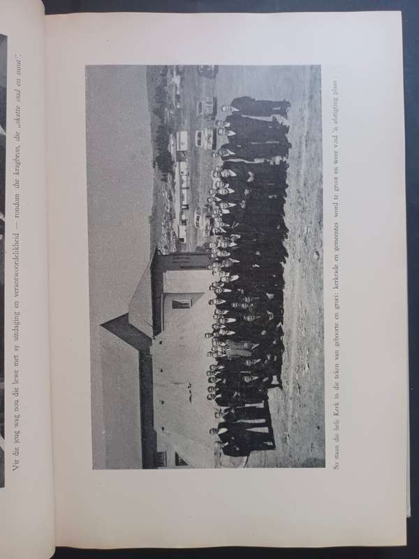 ONS GEMEENTELIKE FEESALBUM: NG Kerk 1952 Van Riebeeck- Fees / Saamgestel deur ds. P. L. Olivier