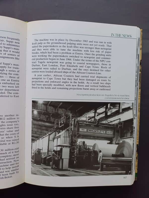 Paper Chain. The Story of Sappi / Hocking, Anthony