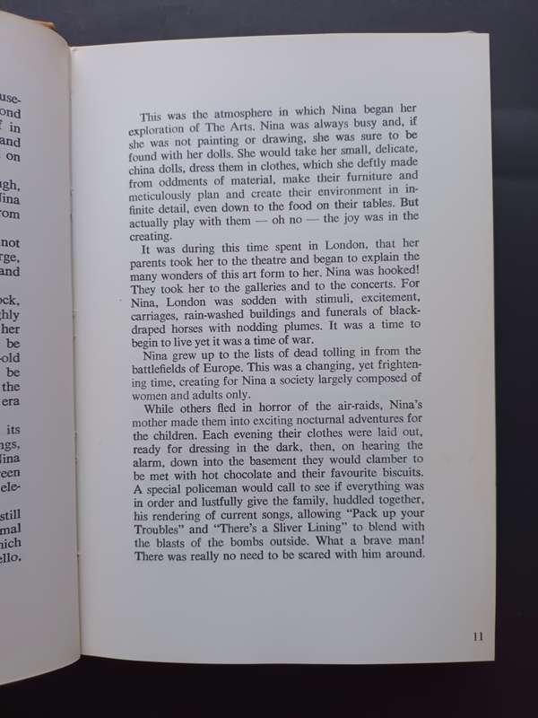 Nina Observed / Hooper, Shirley Faith :Published by Aspiral Press, 1978