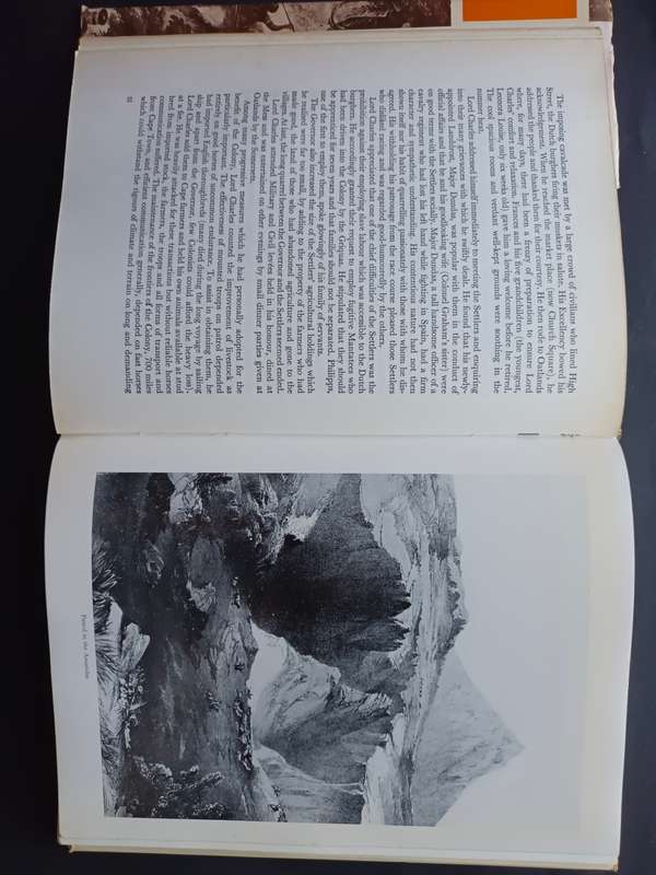 Hawk`s Eye / D. E. Rivett-Carnac